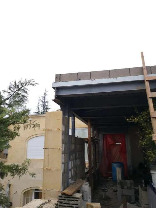 Private villa roof extension — portfolio photograph 1