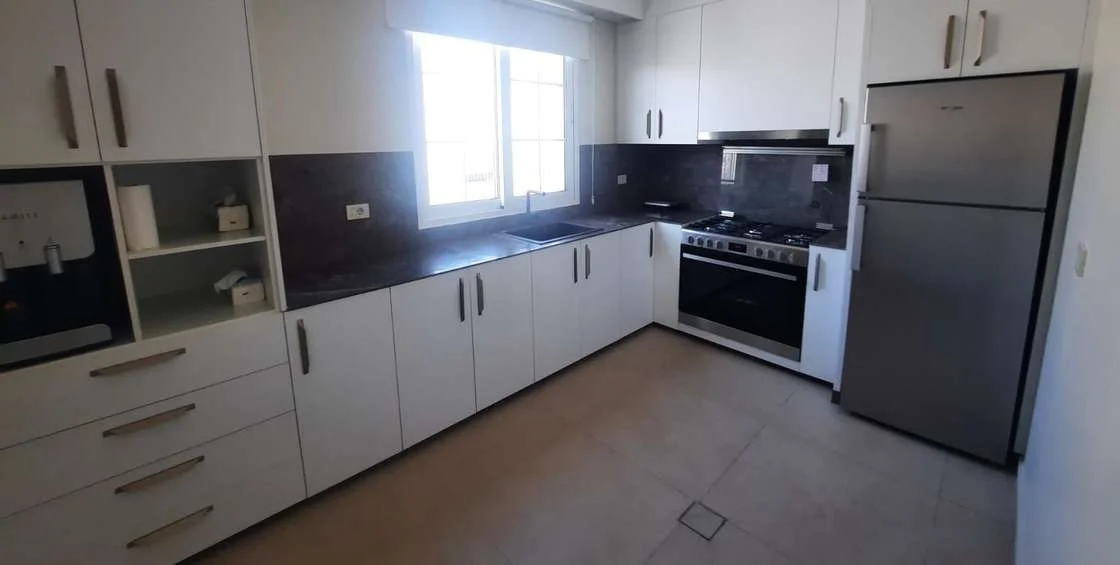 Private apartment joinery — portfolio photograph 8